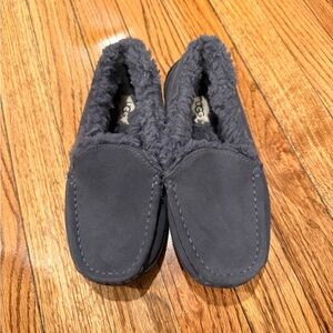 NEW UGG Ascot Eve Blue Kids Suede Fur Slippers Size US3/UK2/EU35